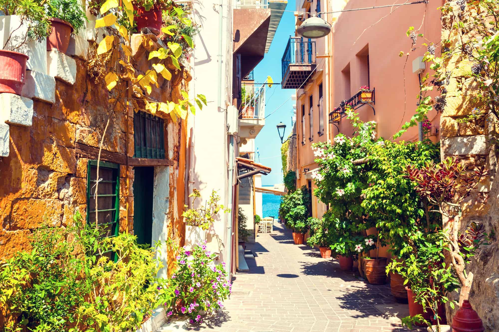 Bets places to live in Greece