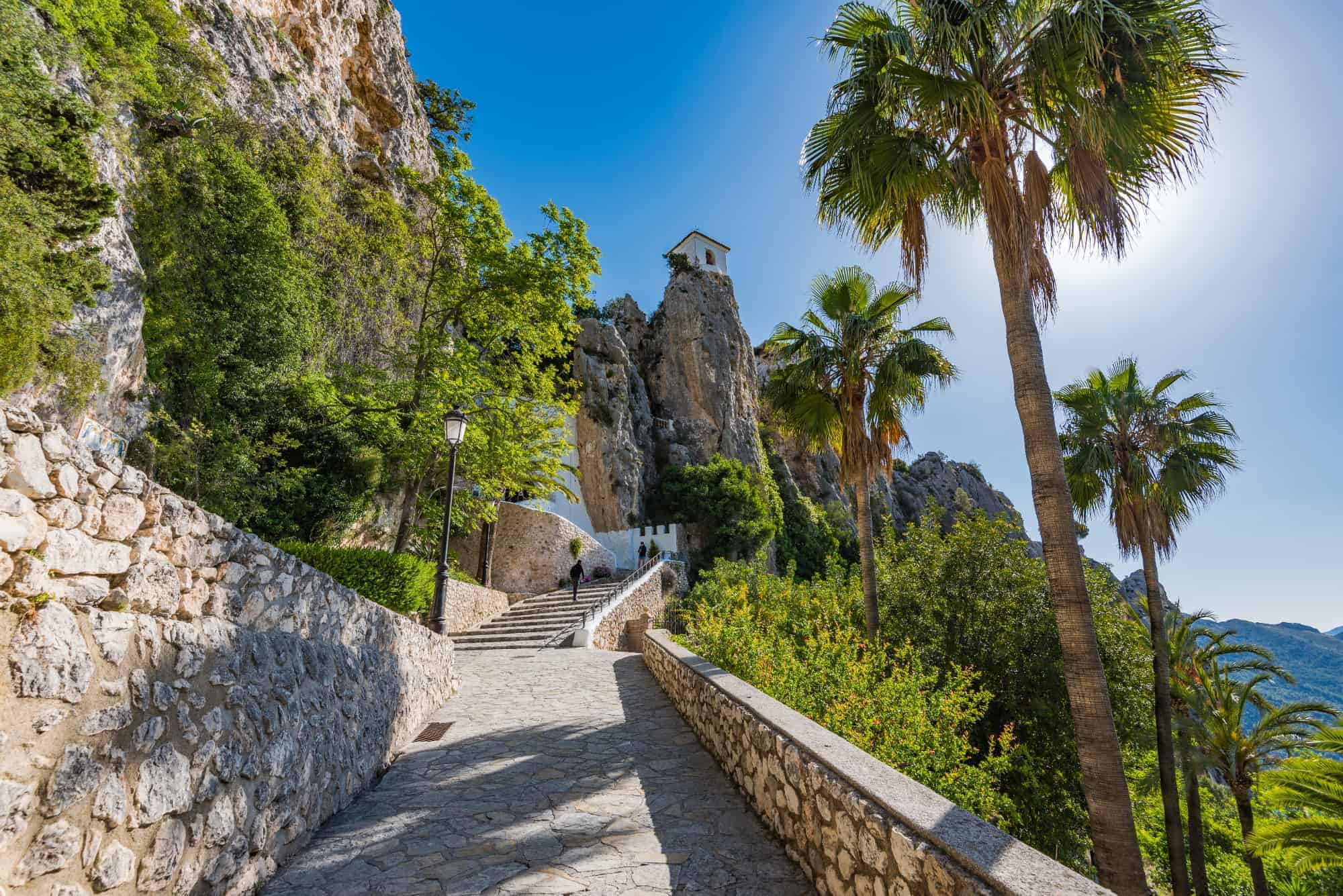 The walk to Guadalest castle