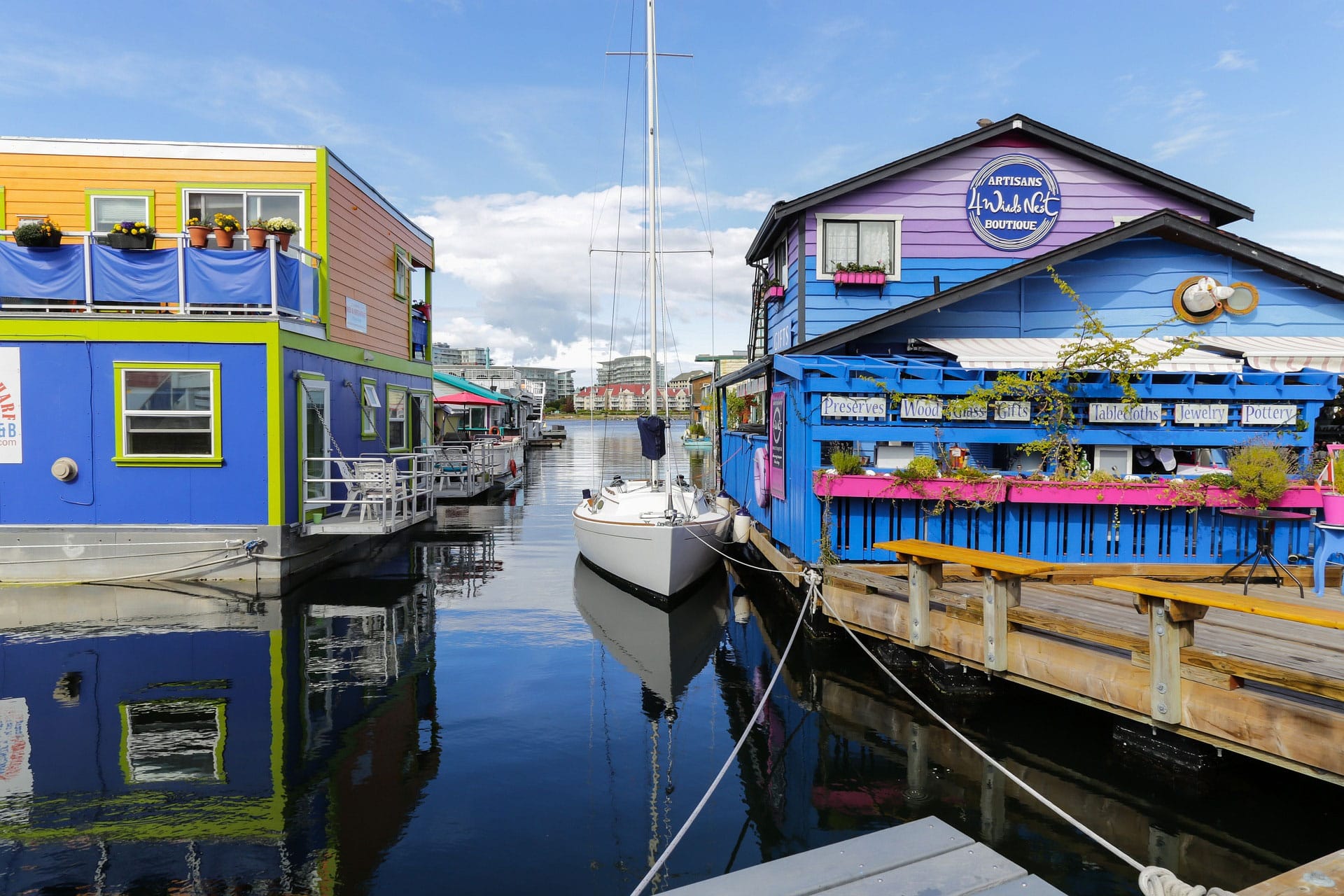 House boats on Vancouver Island