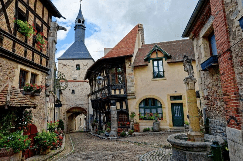 Old village sqare in one of the picturesque villages of Saône-et-Loire