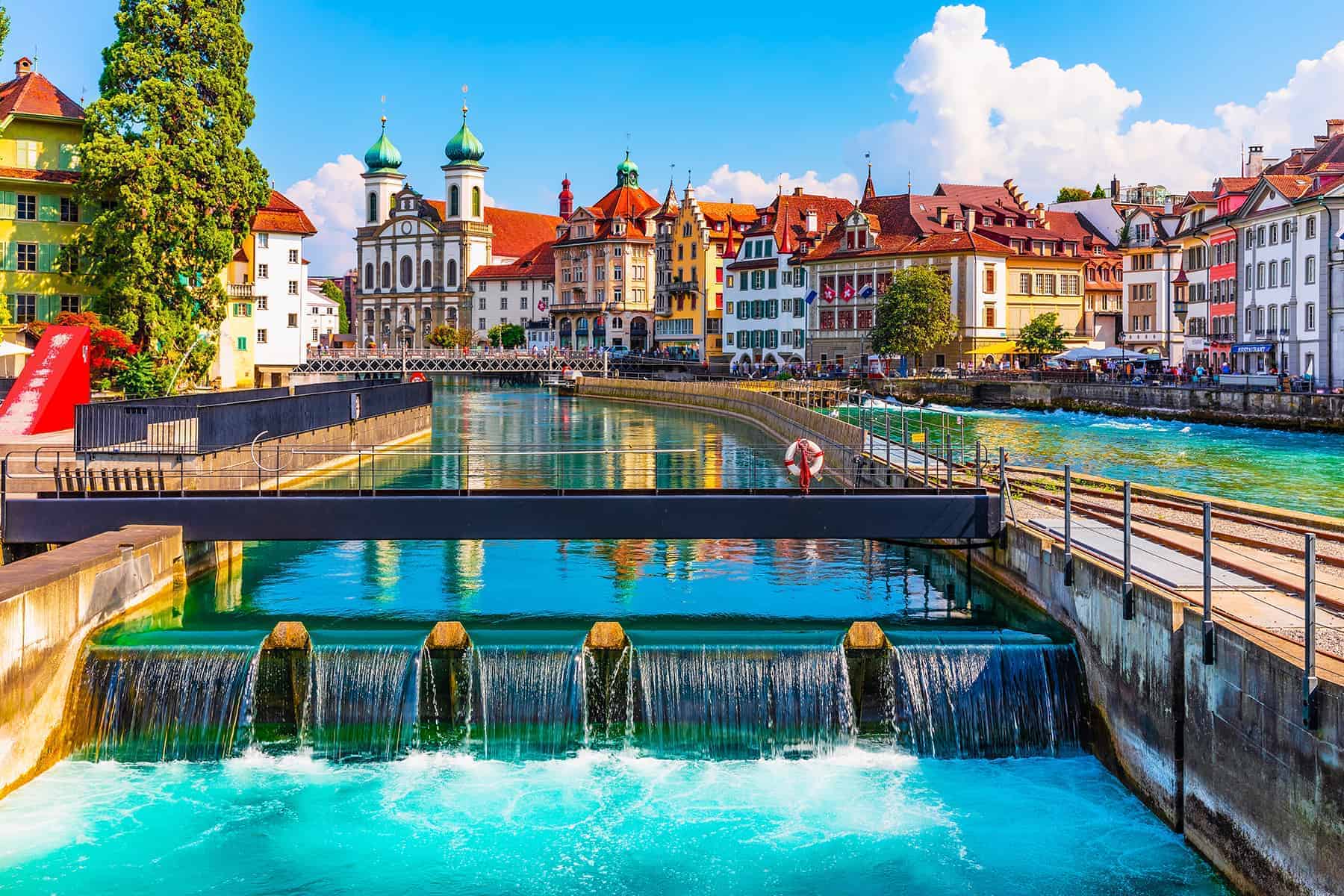 Pros and cons of living in Switzerland: Lucerne