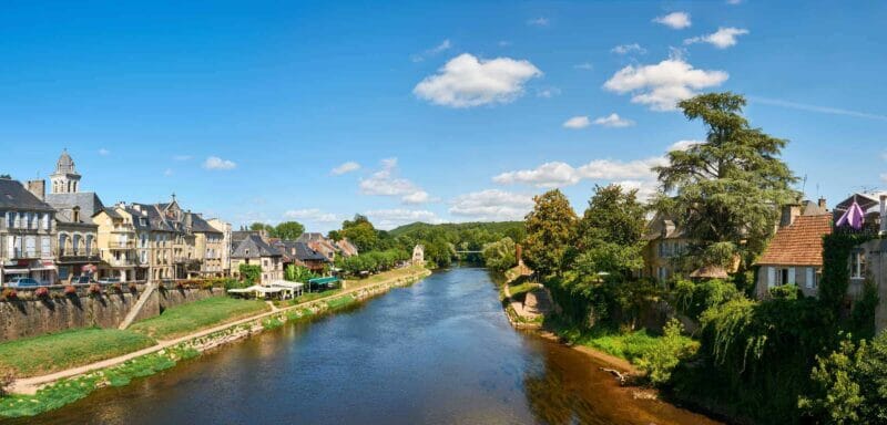 Montignac: a village on the Vézère River