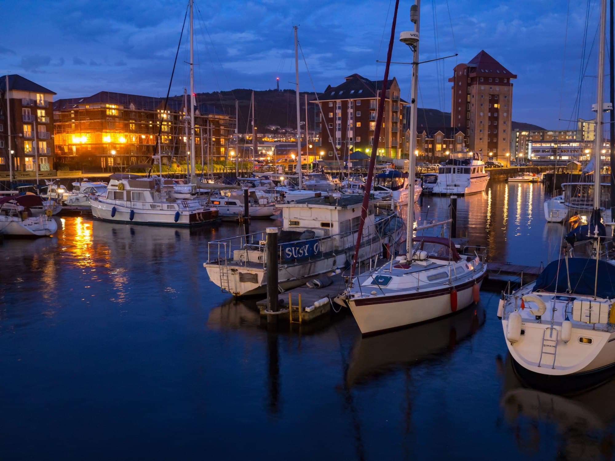 Swansea Marina at night