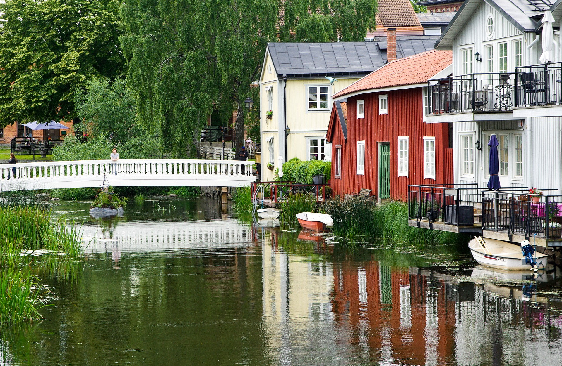 Houses alongside the Nortalja Canal in Sweden